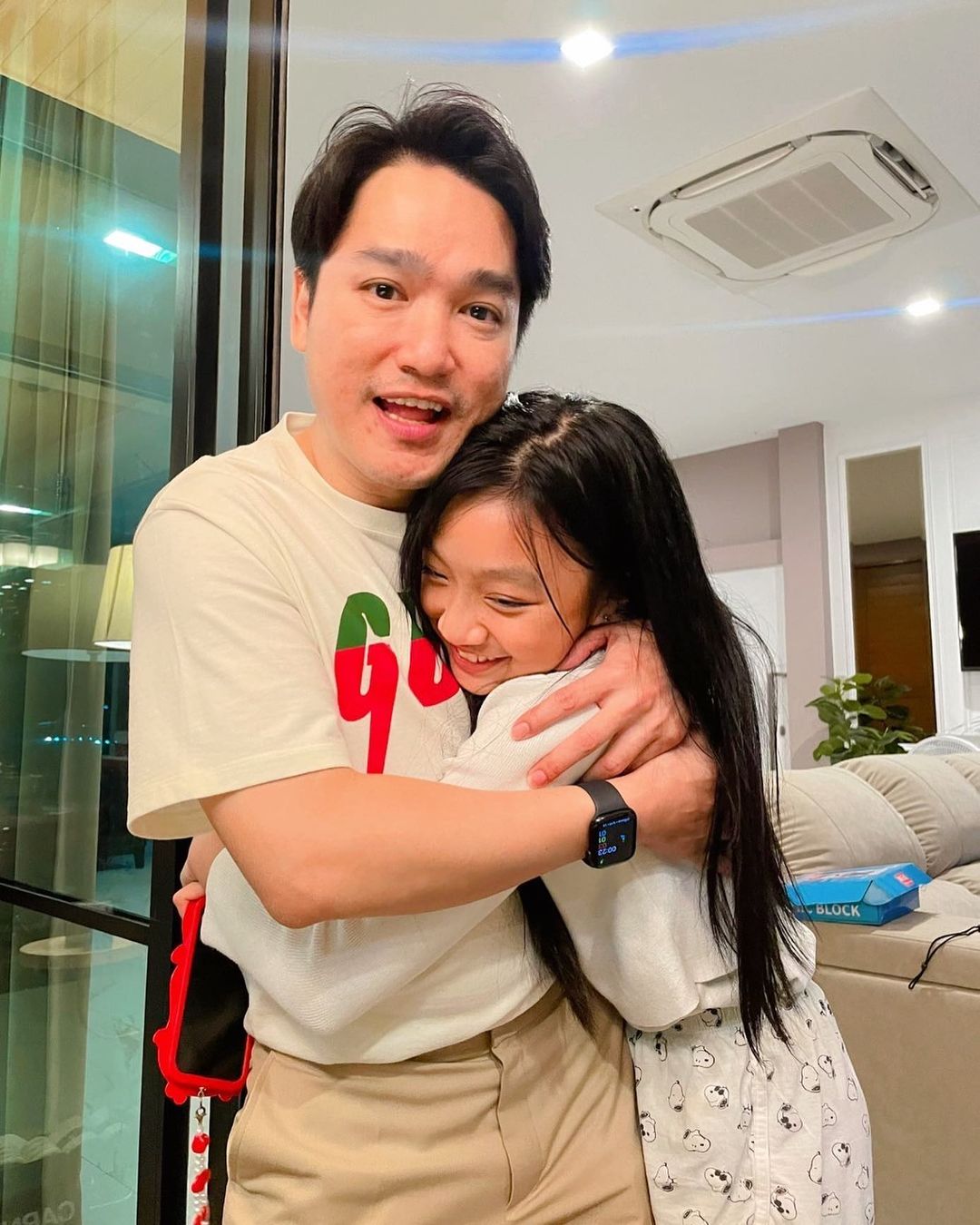 เอ๊ะ - จิรากร สมพิทักษ์