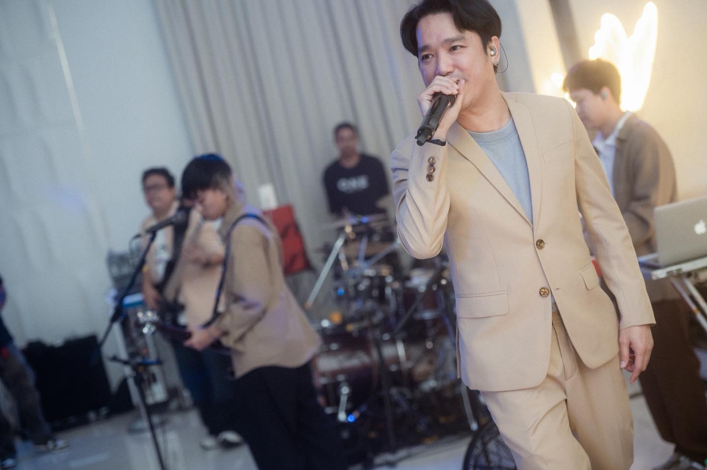 เอ๊ะ - จิรากร สมพิทักษ์