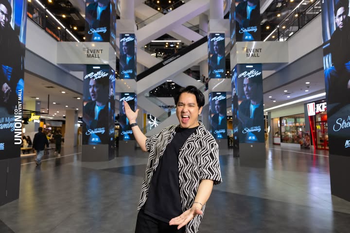 เอ๊ะ - จิรากร สมพิทักษ์