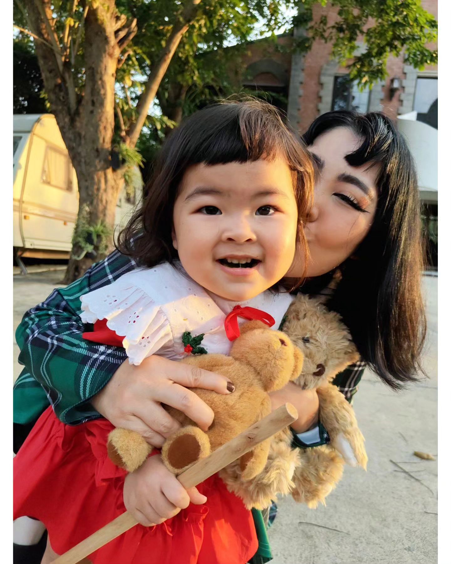 โย่ง - อนุสรณ์ มณีเทศ