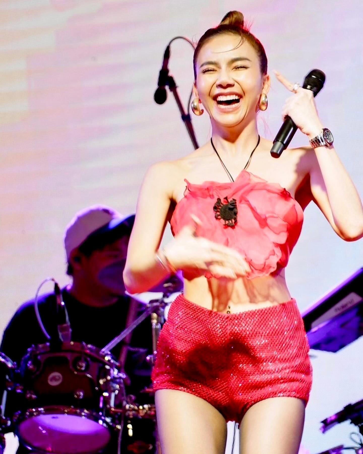 จ๊ะ - นงผณี มหาดไทย