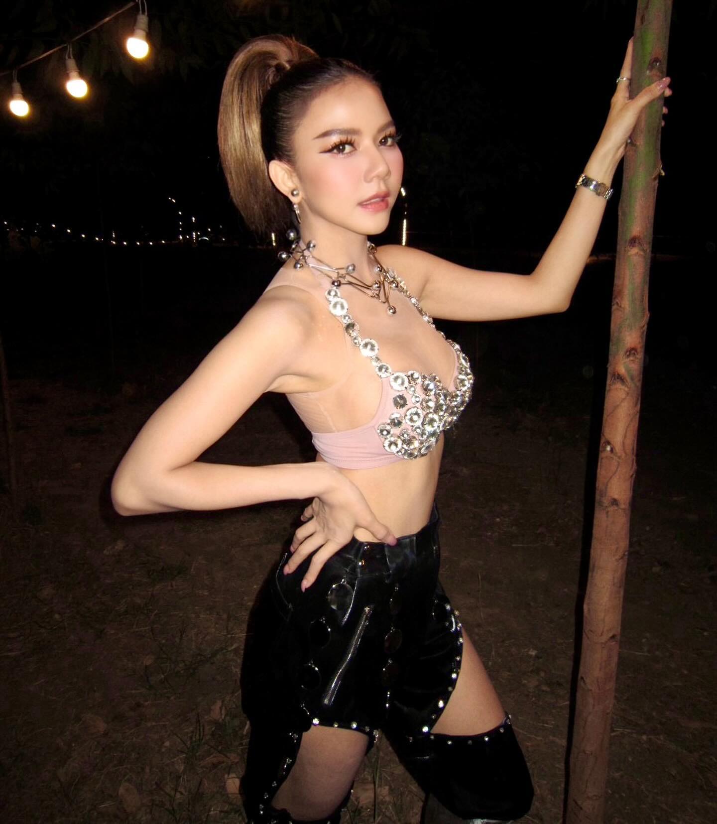 จ๊ะ - นงผณี มหาดไทย