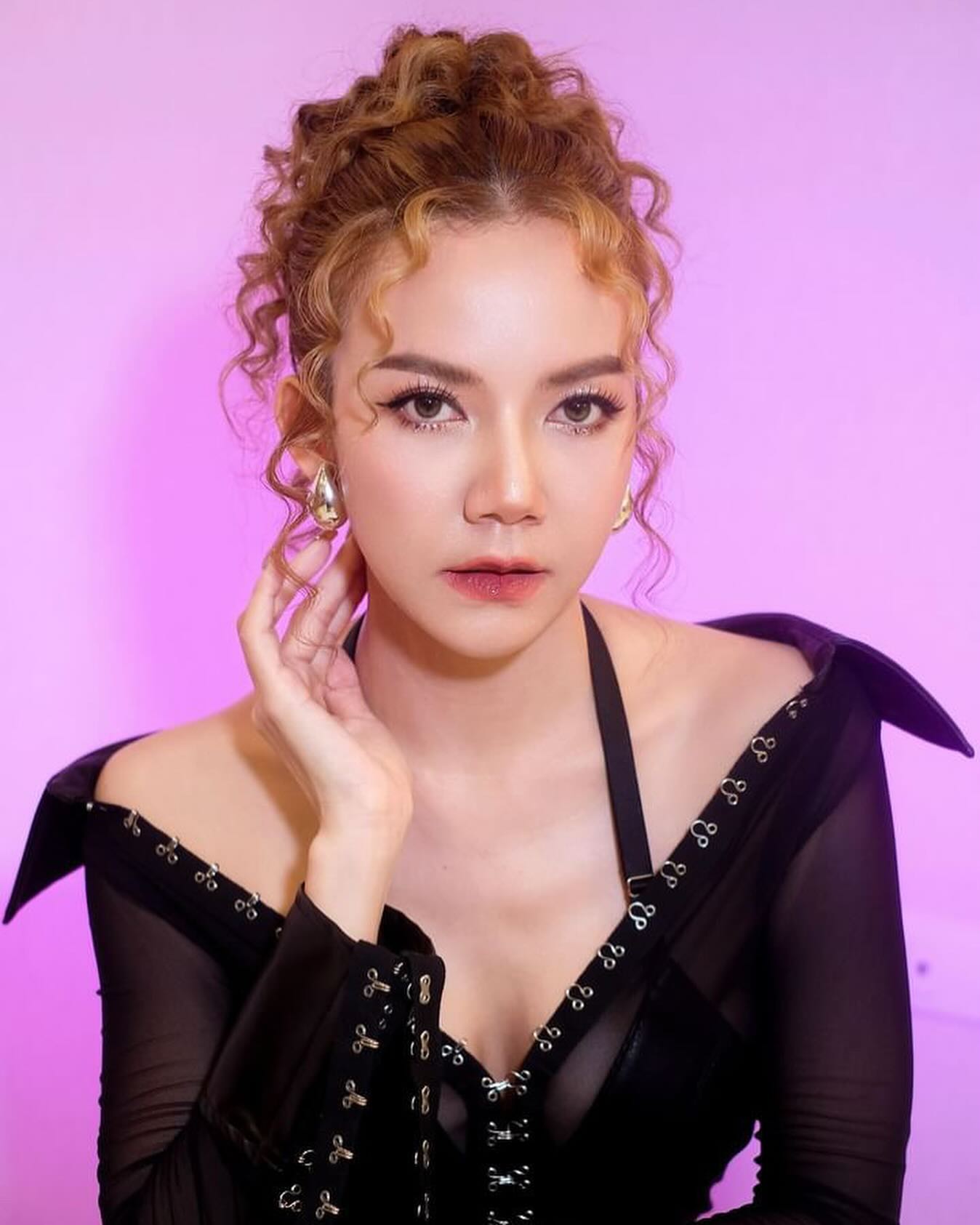 จ๊ะ - นงผณี มหาดไทย