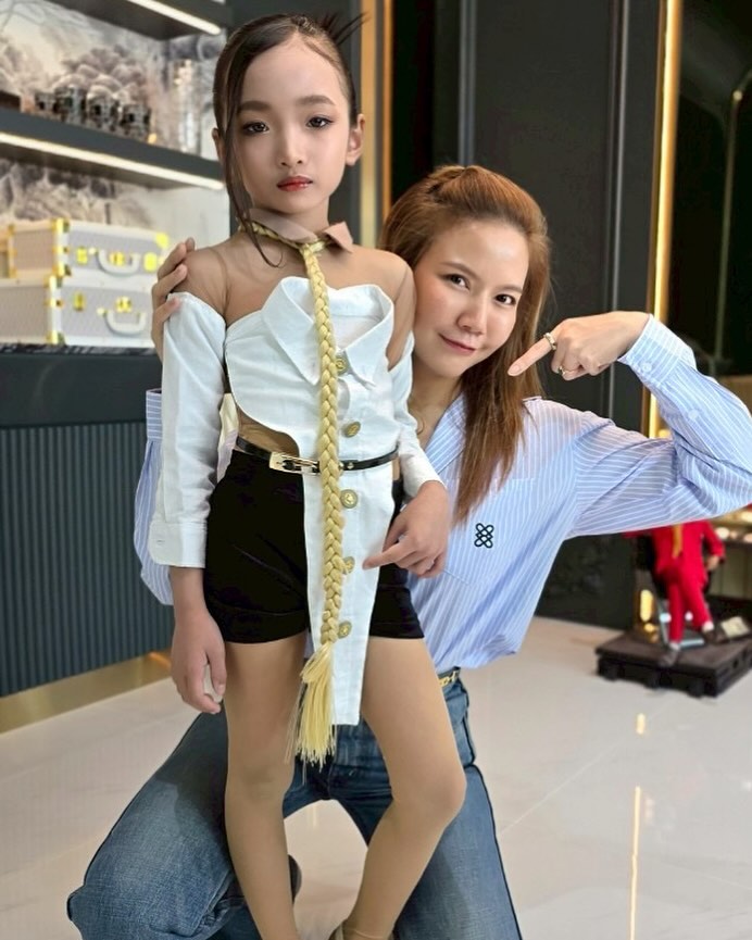 จ๊ะ - นงผณี มหาดไทย