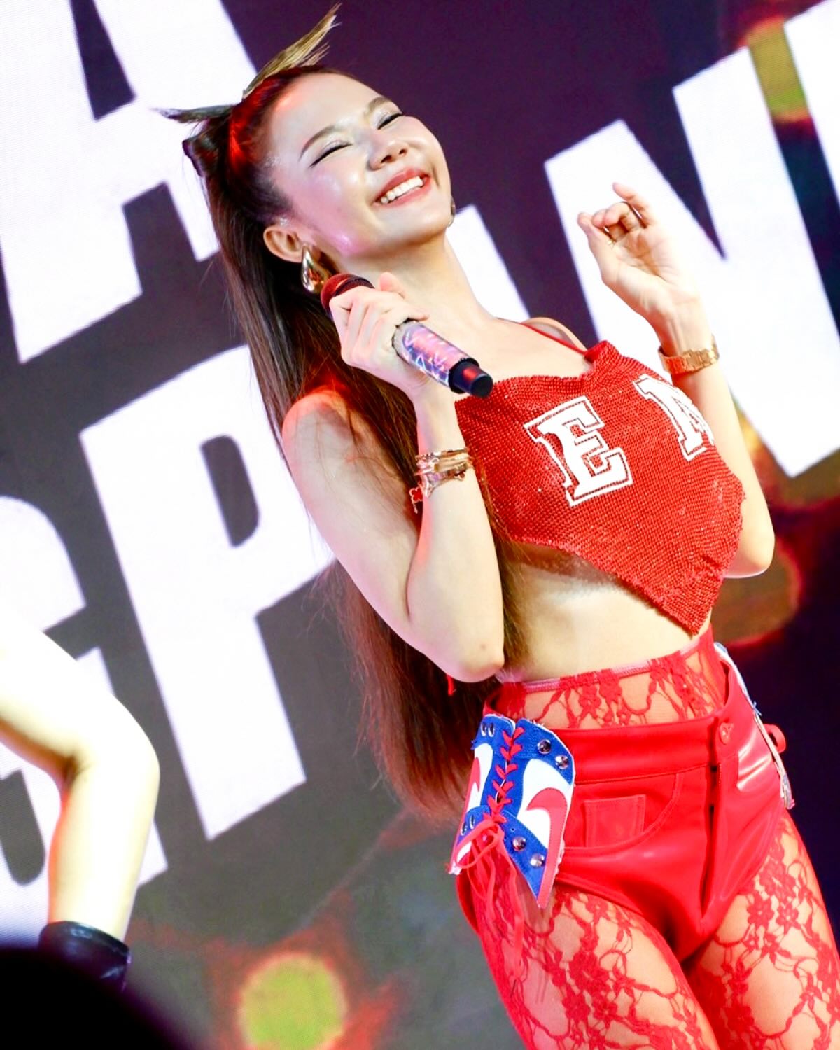 จ๊ะ - นงผณี มหาดไทย