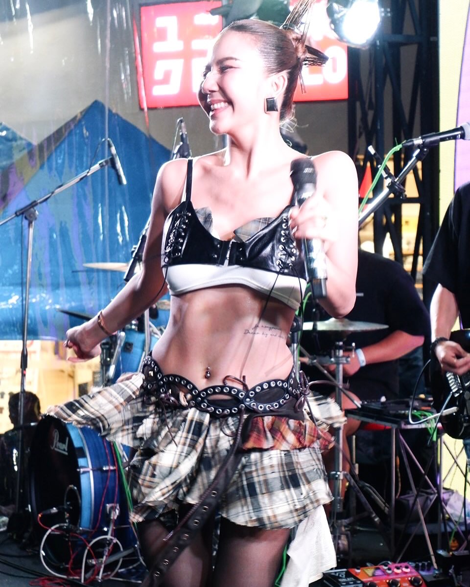 จ๊ะ - นงผณี มหาดไทย