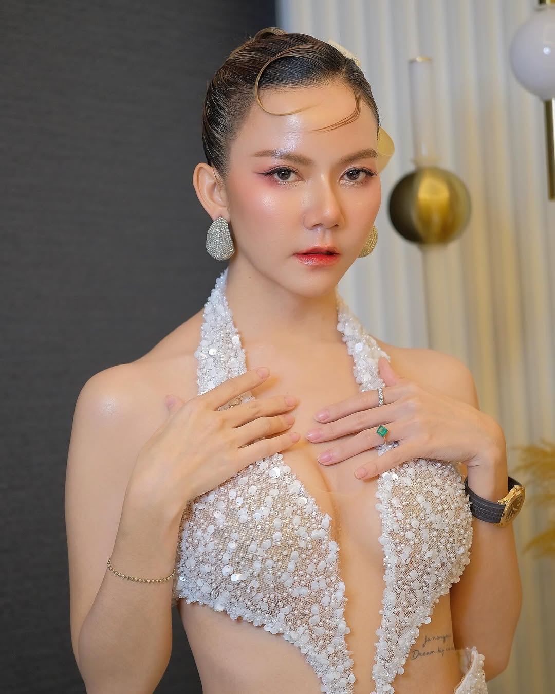 จ๊ะ - นงผณี มหาดไทย