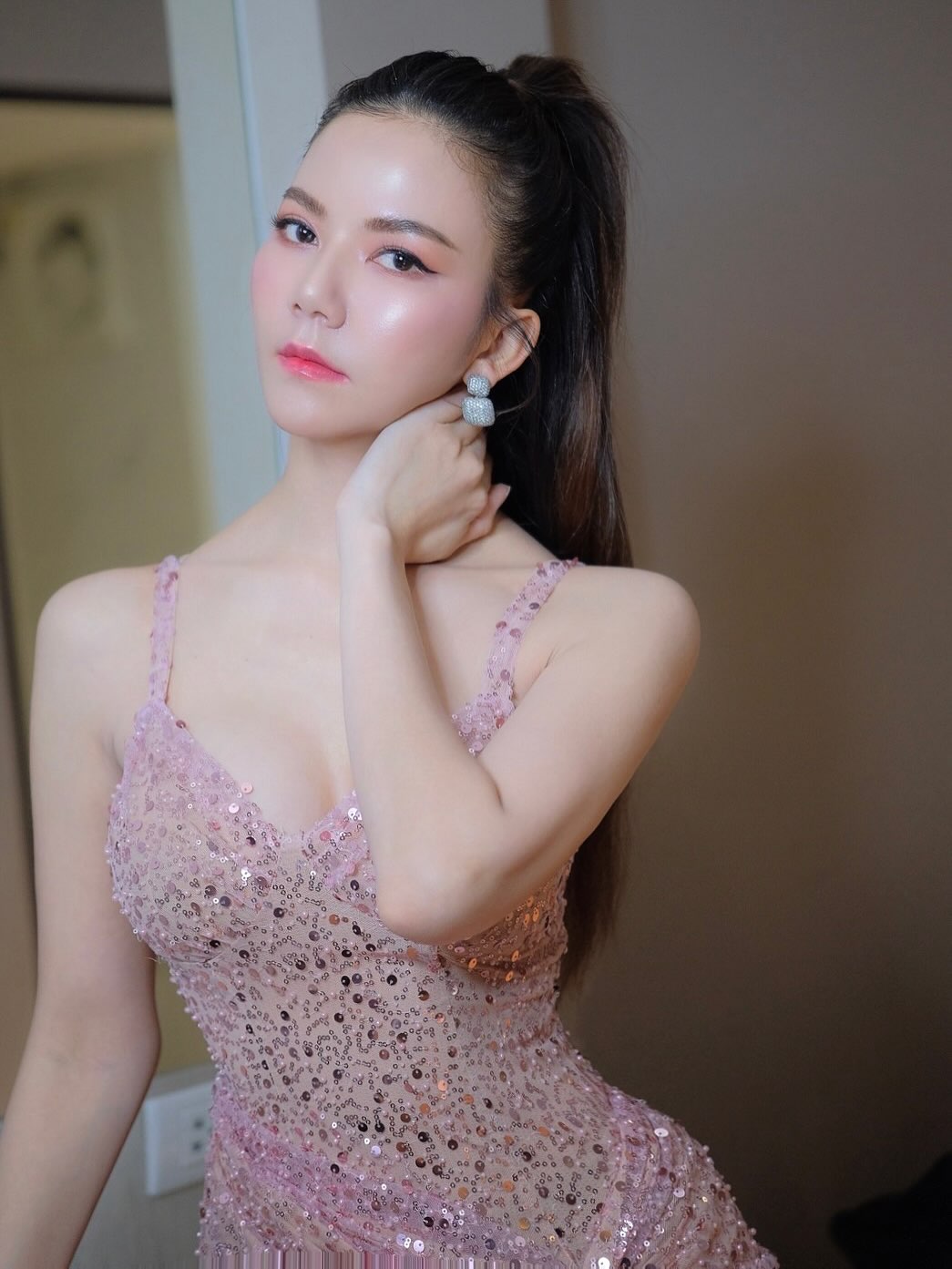 จ๊ะ - นงผณี มหาดไทย