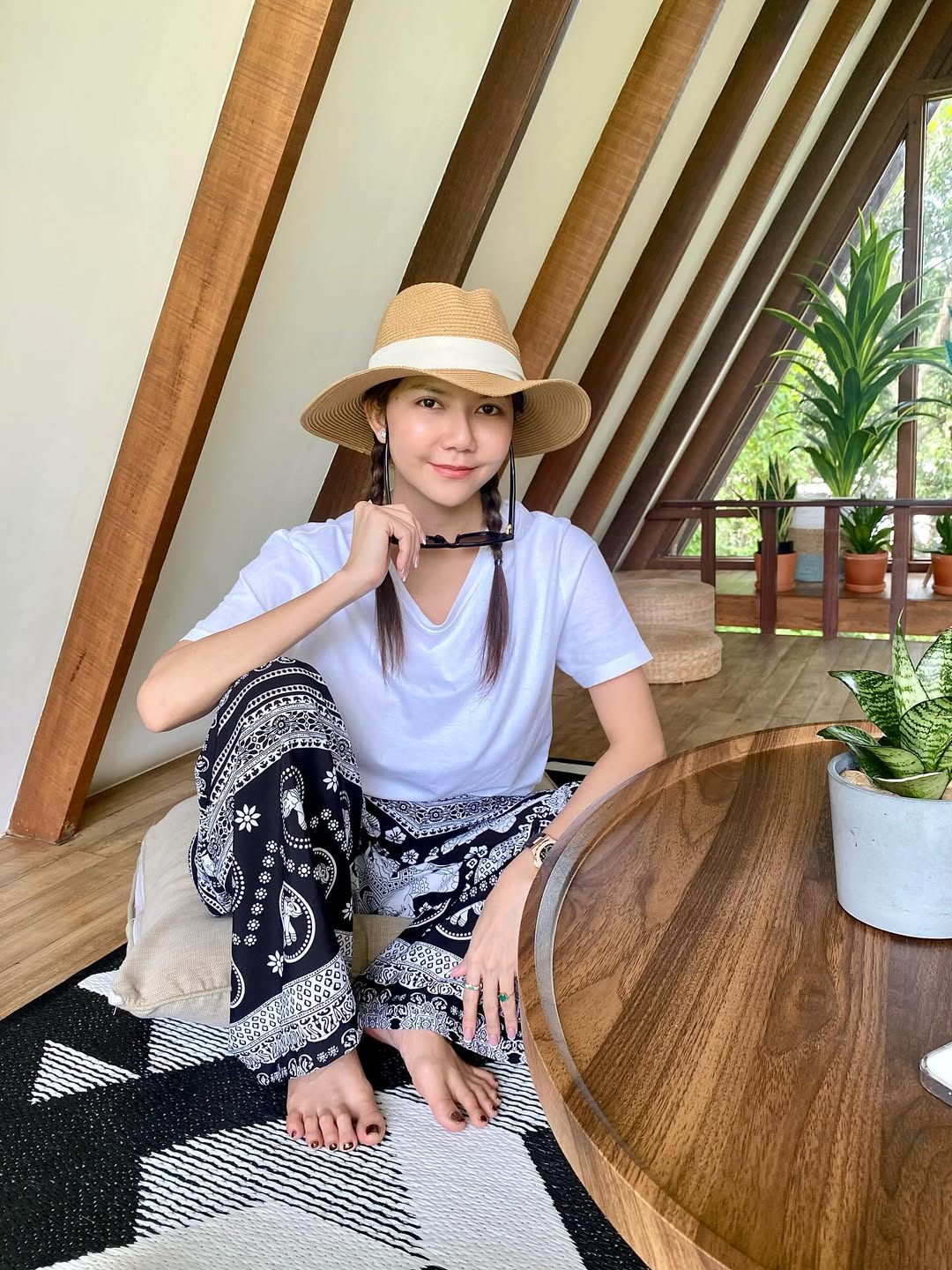จ๊ะ - นงผณี มหาดไทย