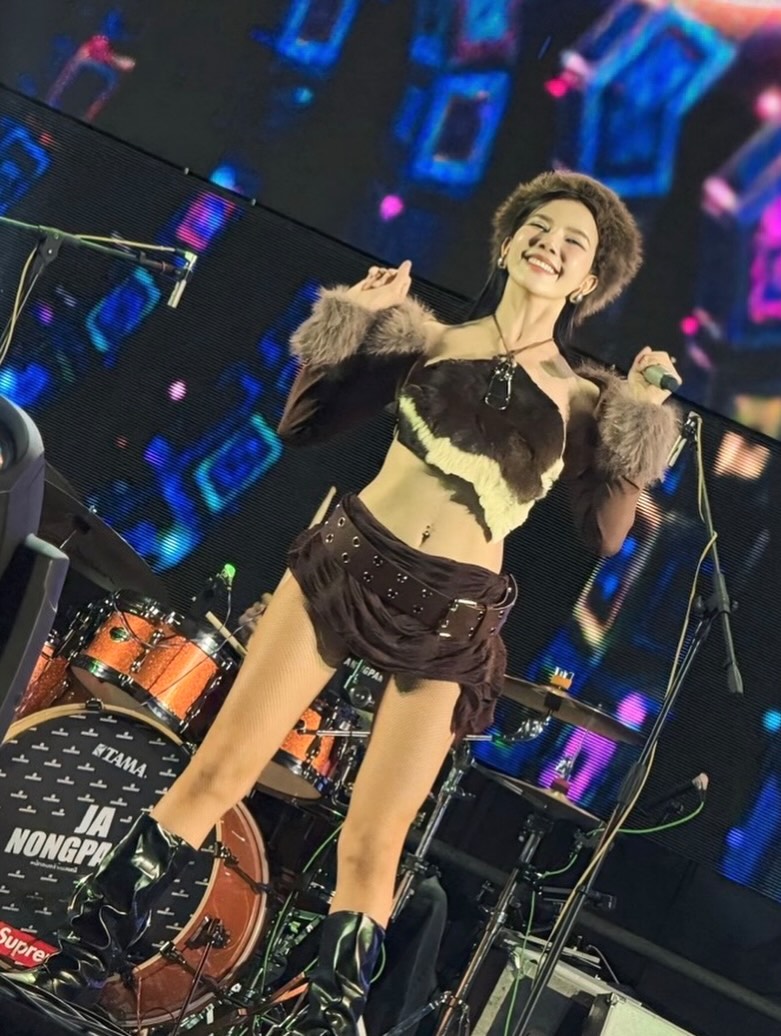 จ๊ะ - นงผณี มหาดไทย