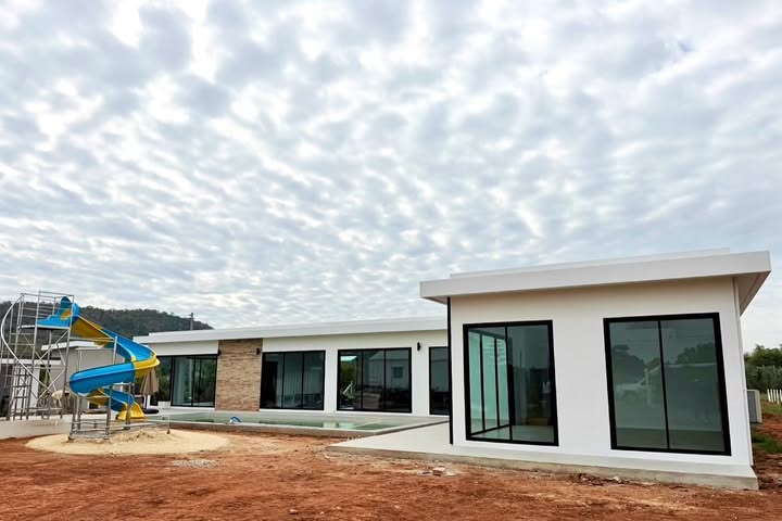 จ๊ะ - นงผณี มหาดไทย