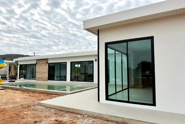 จ๊ะ - นงผณี มหาดไทย