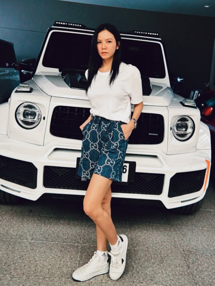 จ๊ะ - นงผณี มหาดไทย