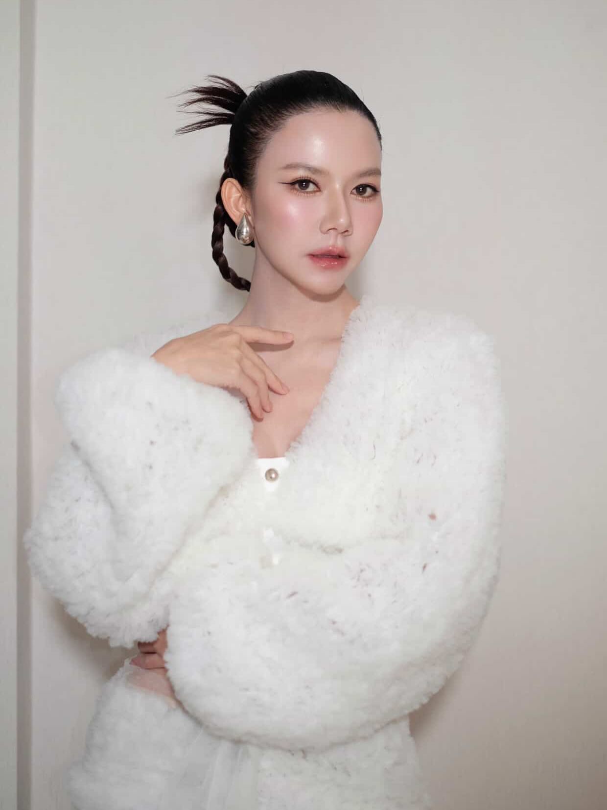 จ๊ะ - นงผณี มหาดไทย