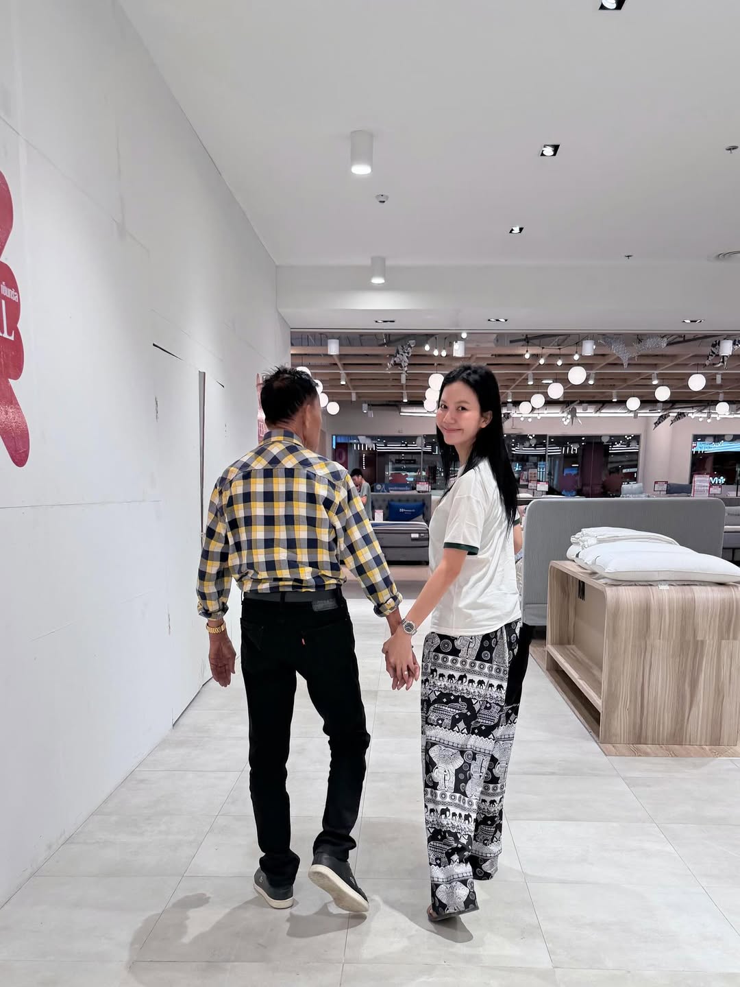 จ๊ะ - นงผณี มหาดไทย