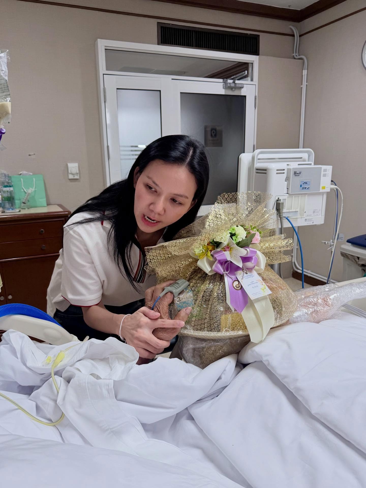 จ๊ะ - นงผณี มหาดไทย