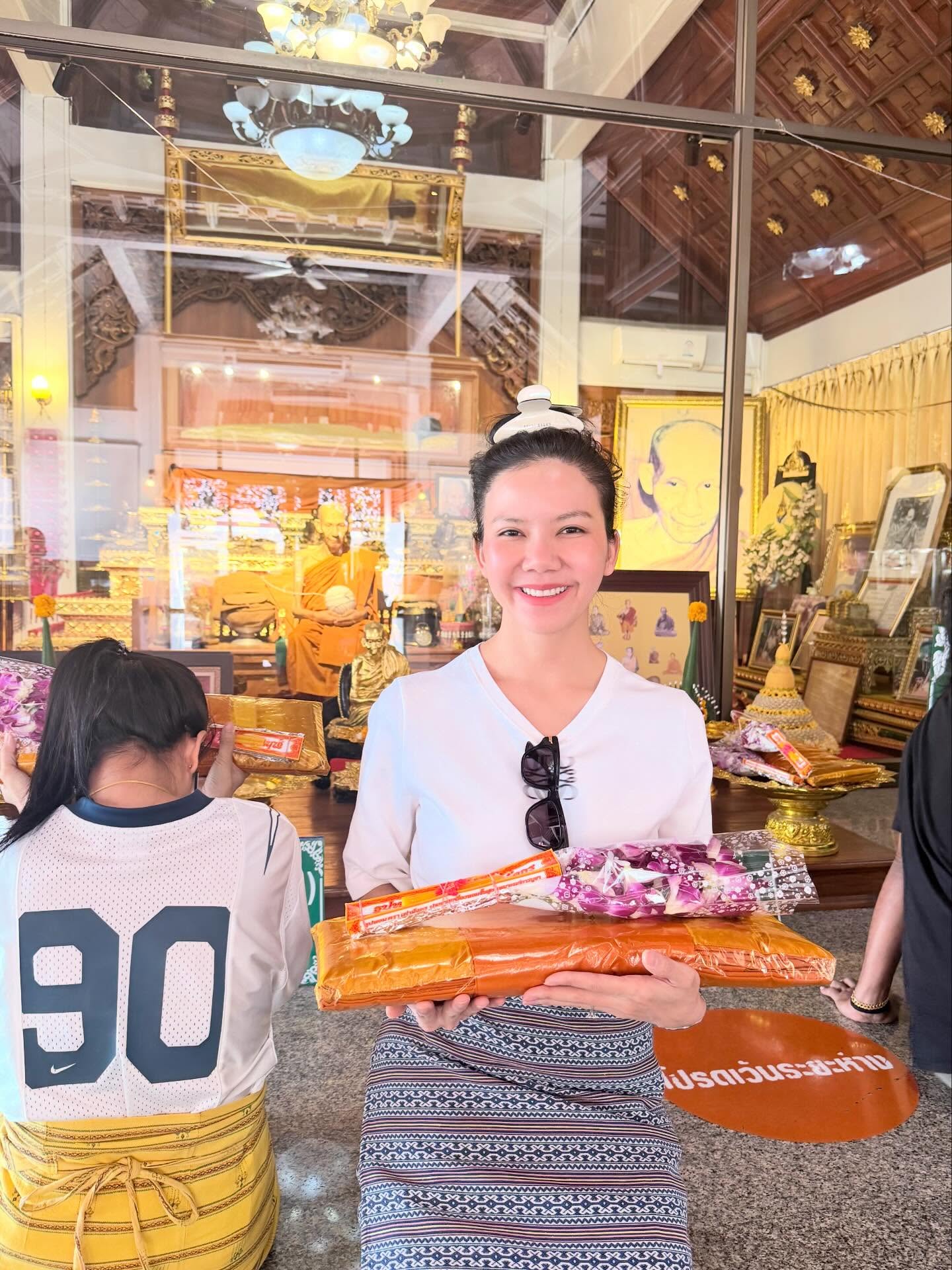 จ๊ะ - นงผณี มหาดไทย