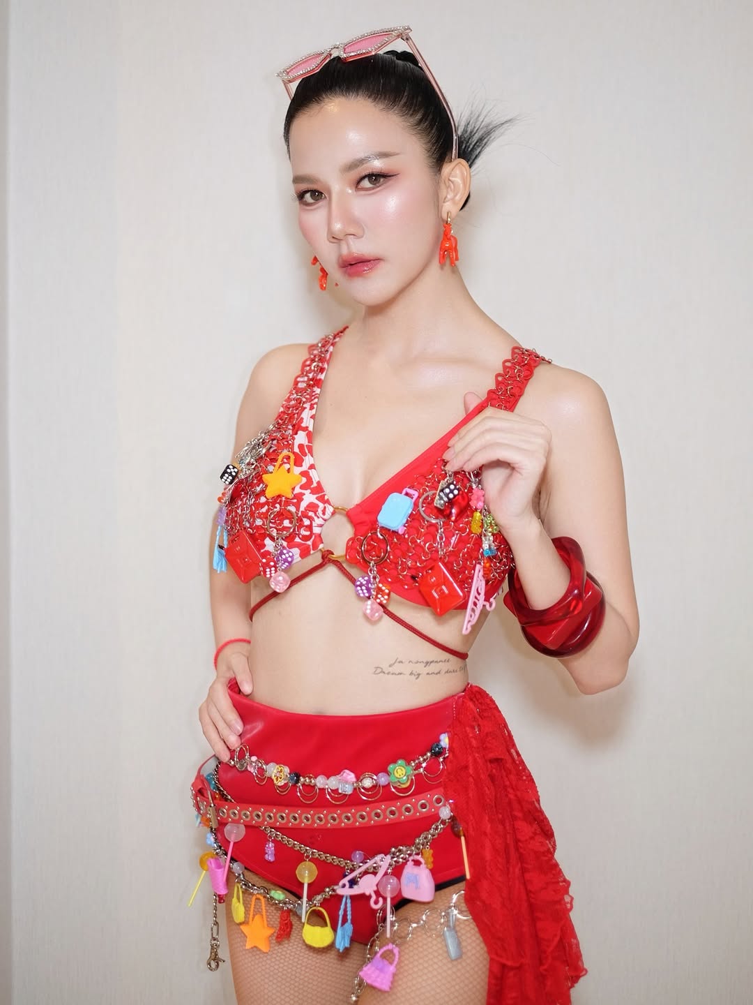 จ๊ะ - นงผณี มหาดไทย