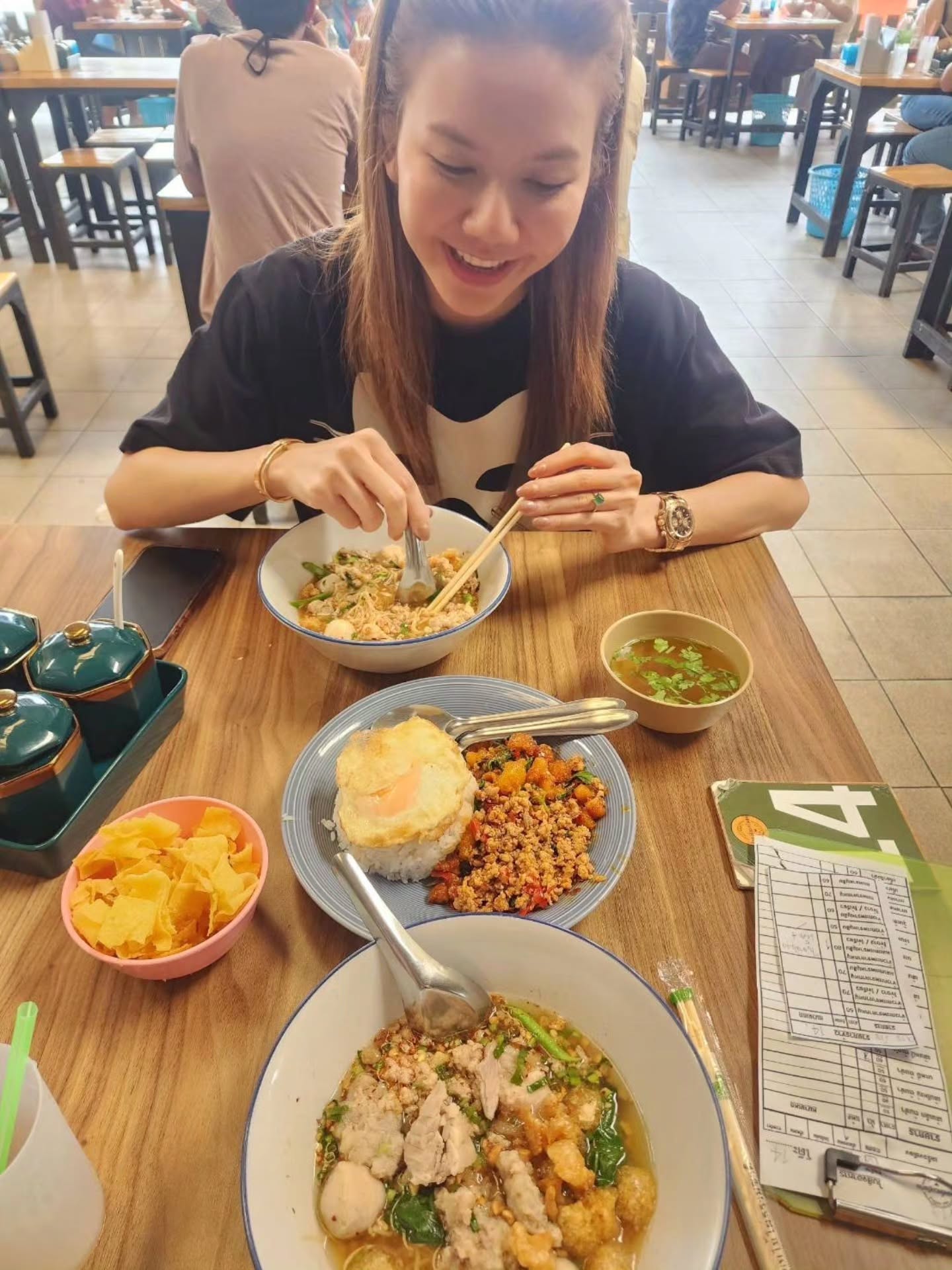 จ๊ะ - นงผณี มหาดไทย