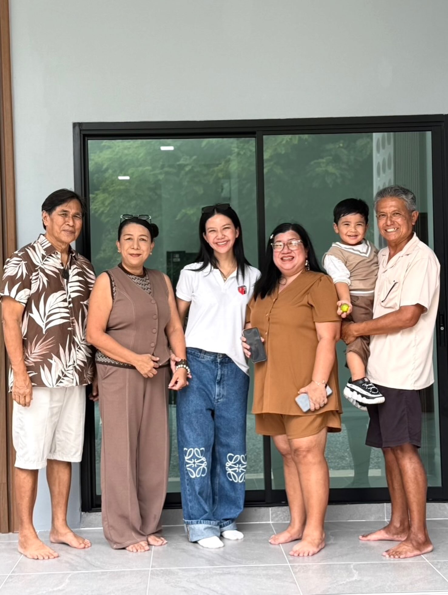 จ๊ะ - นงผณี มหาดไทย