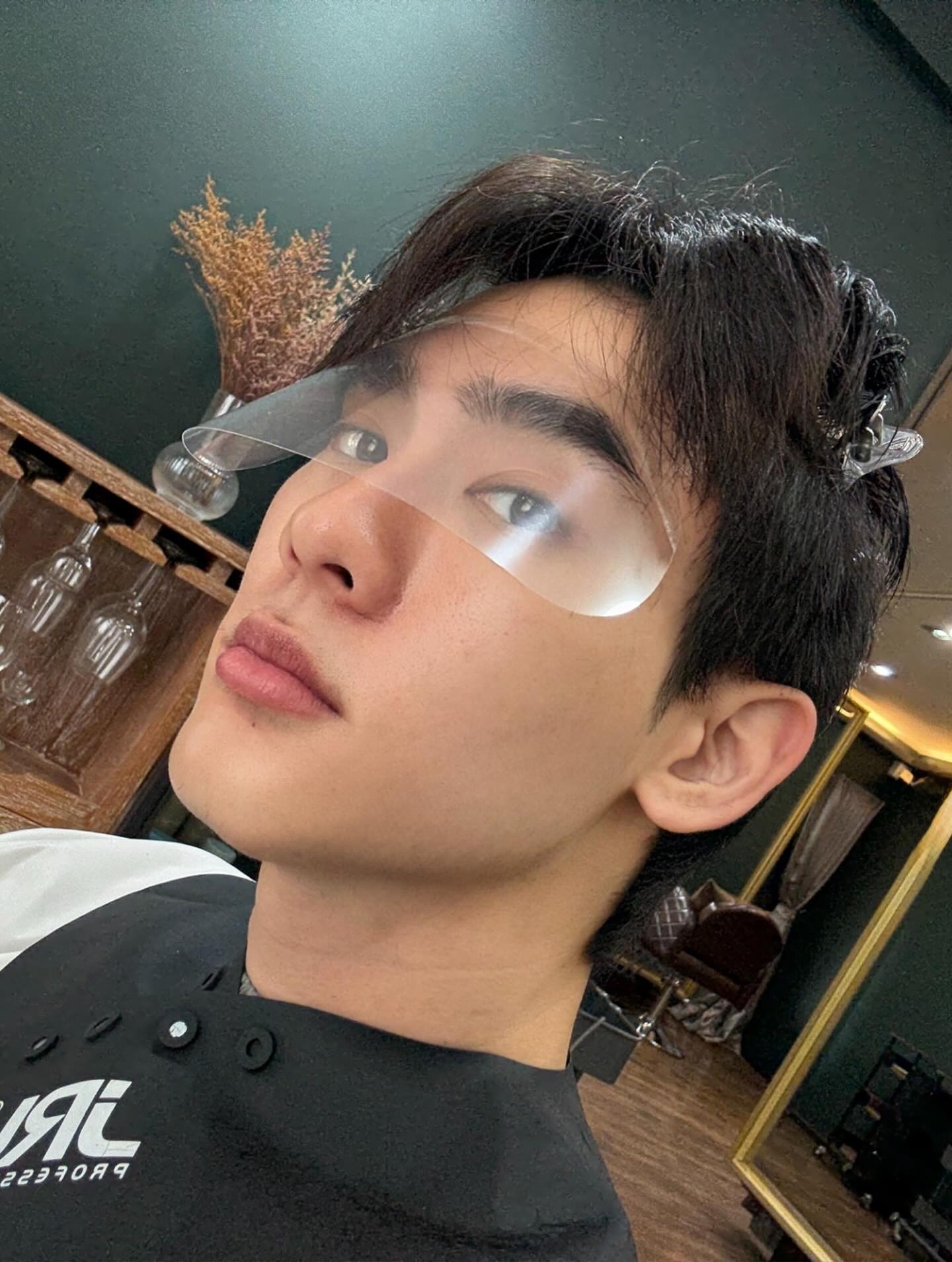 บุ๊ค - กษิดิ์เดช ปลูกผล