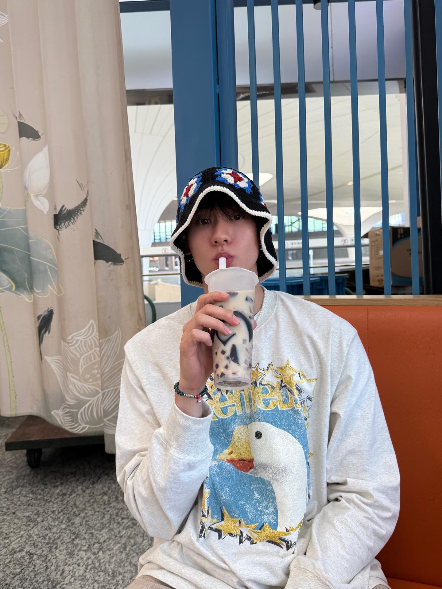 บุ๊ค - กษิดิ์เดช ปลูกผล