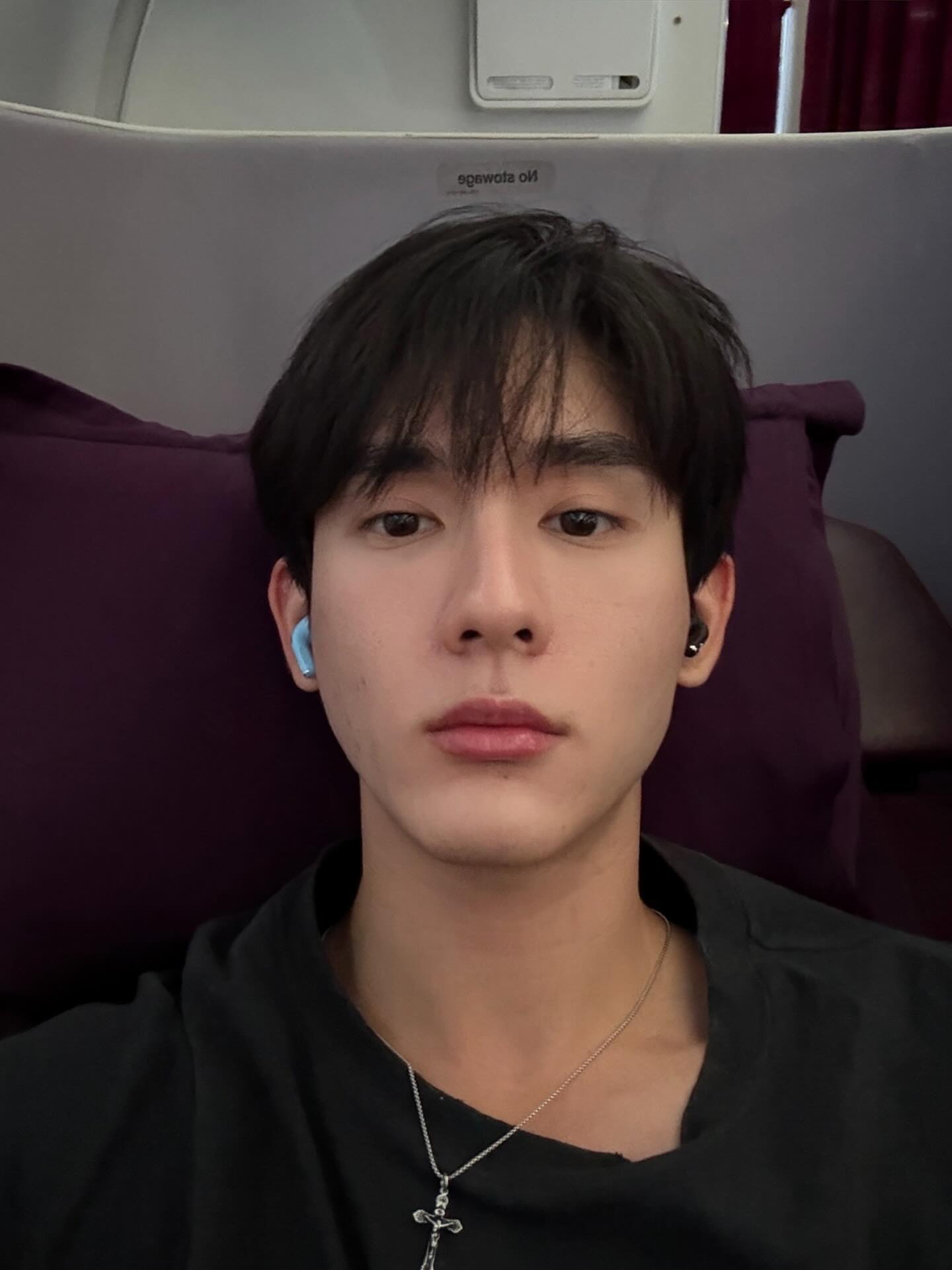 บุ๊ค - กษิดิ์เดช ปลูกผล