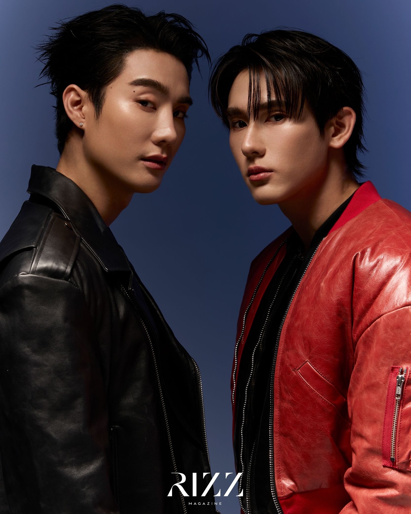 บุ๊ค - กษิดิ์เดช ปลูกผล