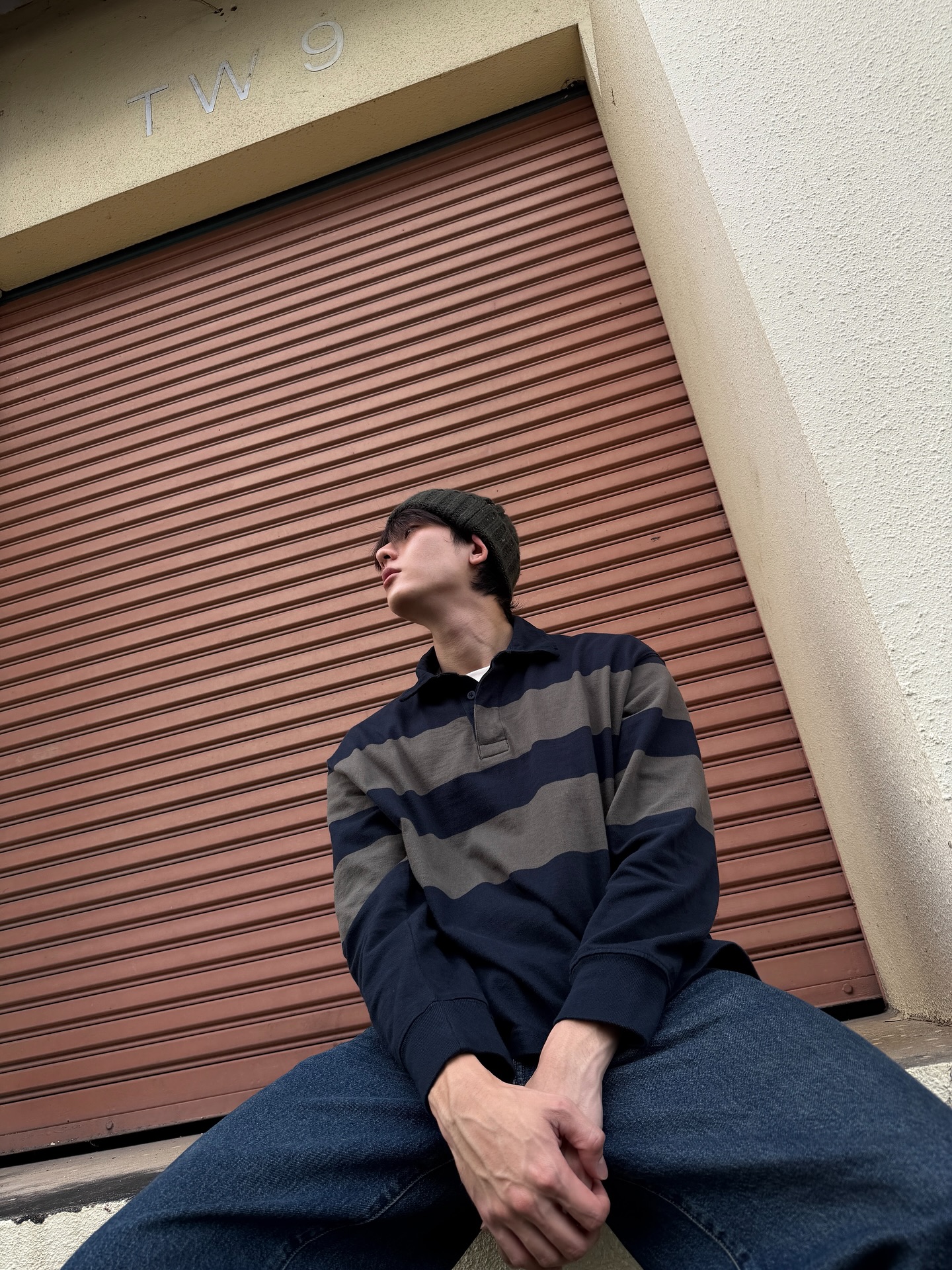 บุ๊ค - กษิดิ์เดช ปลูกผล