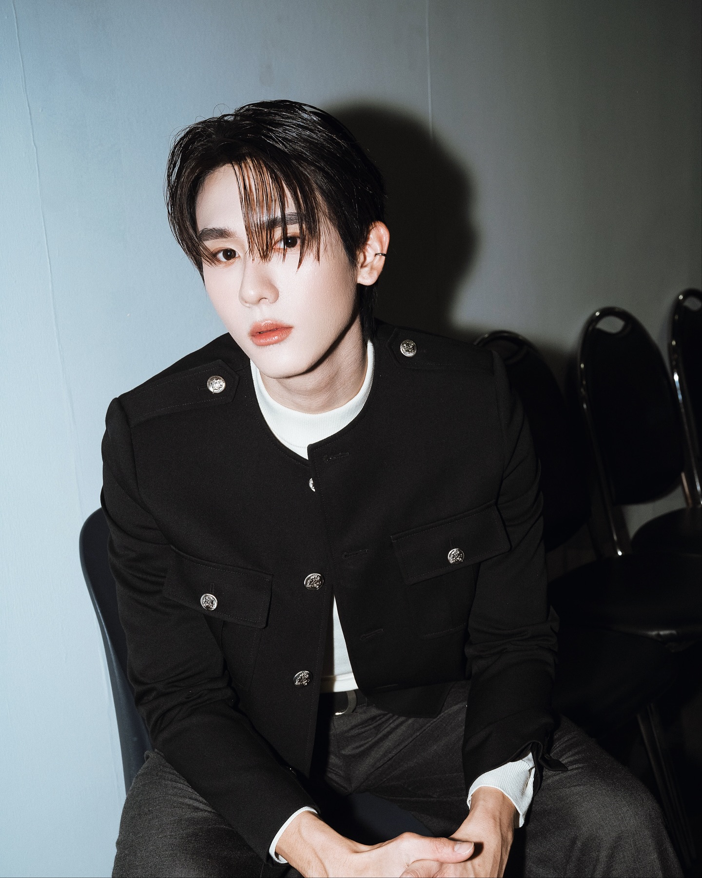 บุ๊ค - กษิดิ์เดช ปลูกผล