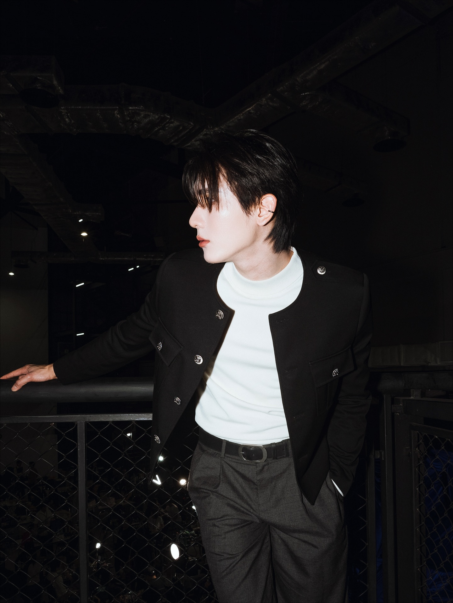 บุ๊ค - กษิดิ์เดช ปลูกผล