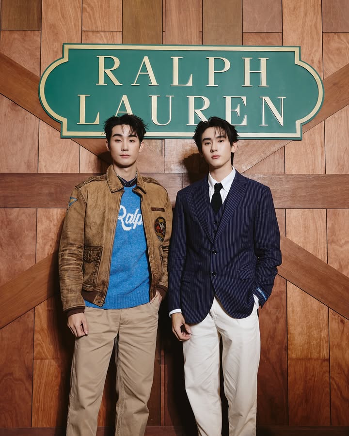 บุ๊ค - กษิดิ์เดช ปลูกผล