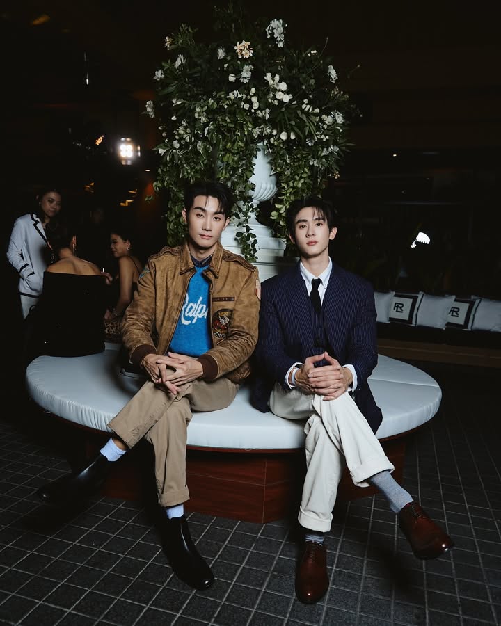 บุ๊ค - กษิดิ์เดช ปลูกผล