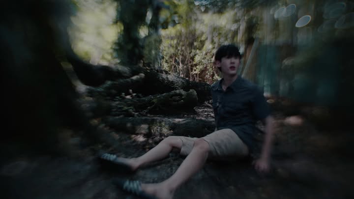 บุ๊ค - กษิดิ์เดช ปลูกผล