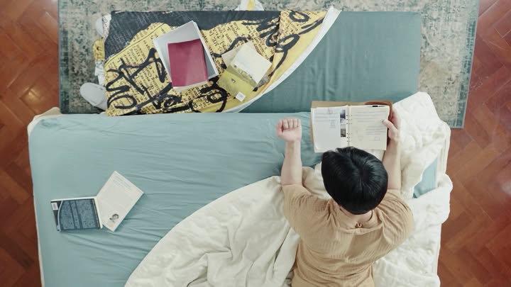 บุ๊ค - กษิดิ์เดช ปลูกผล