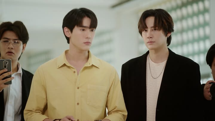 บุ๊ค - กษิดิ์เดช ปลูกผล