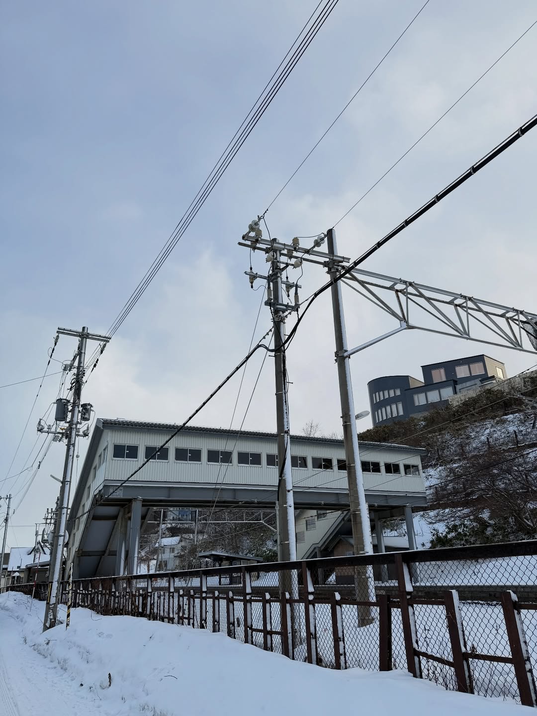 บุ๊ค - กษิดิ์เดช ปลูกผล