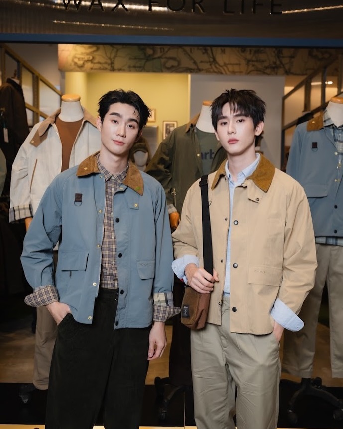 บุ๊ค - กษิดิ์เดช ปลูกผล