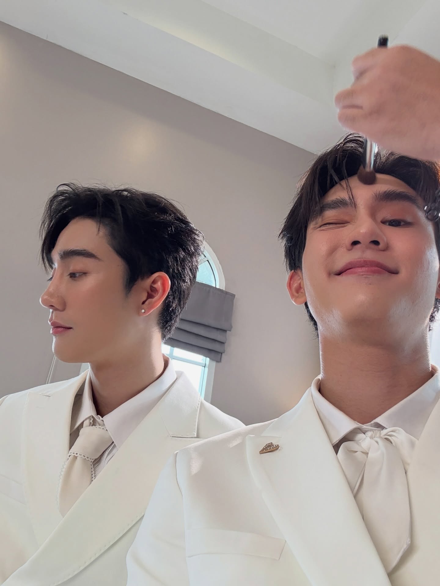 บุ๊ค - กษิดิ์เดช ปลูกผล