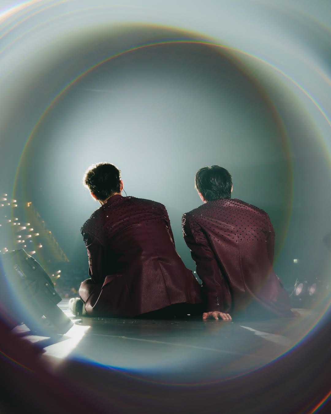 บุ๊ค - กษิดิ์เดช ปลูกผล