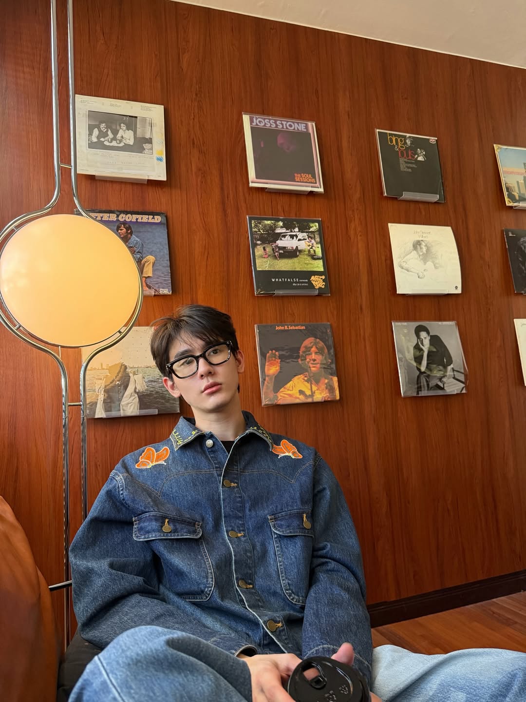 บุ๊ค - กษิดิ์เดช ปลูกผล