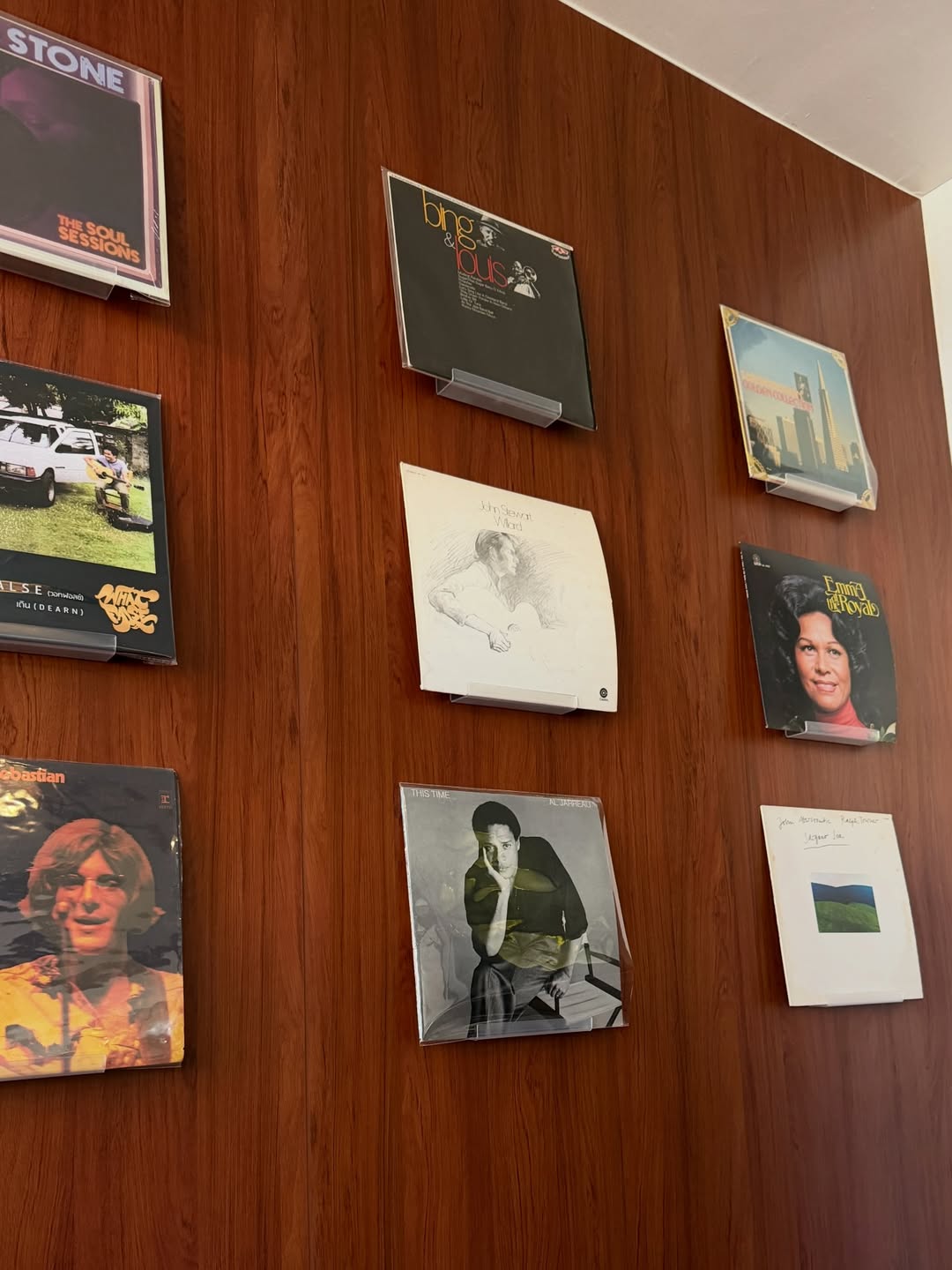 บุ๊ค - กษิดิ์เดช ปลูกผล