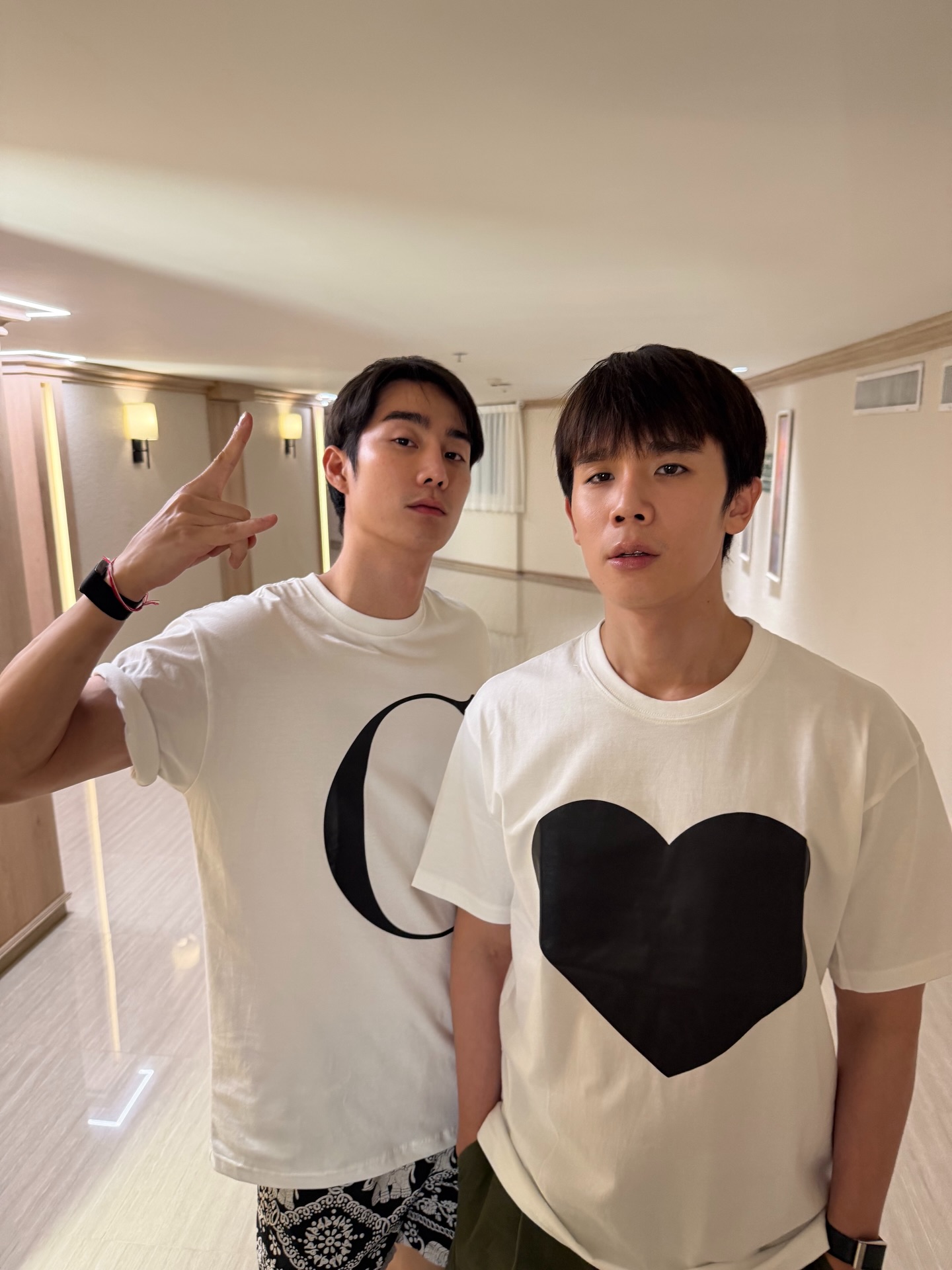 บุ๊ค - กษิดิ์เดช ปลูกผล