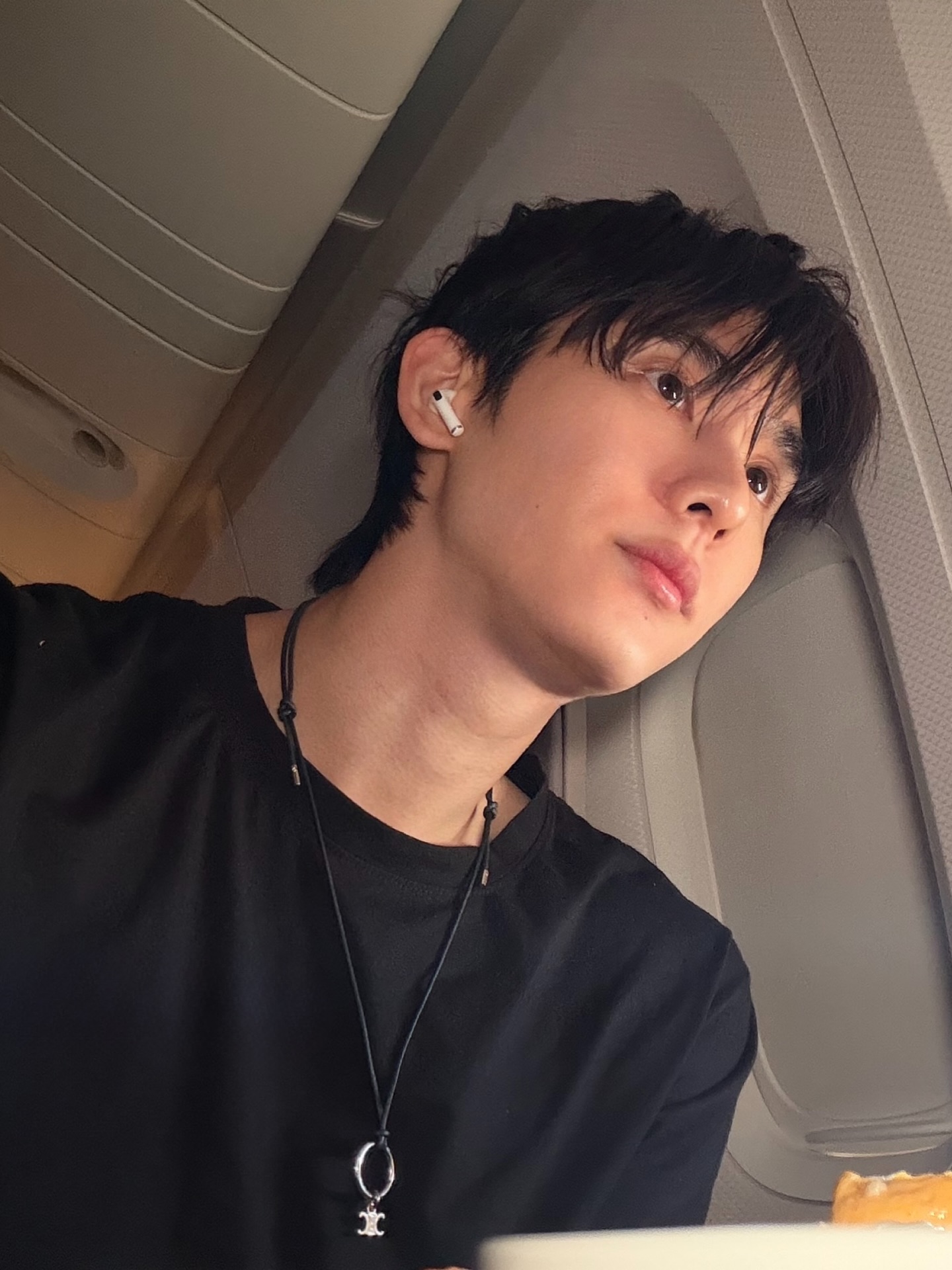 บุ๊ค - กษิดิ์เดช ปลูกผล