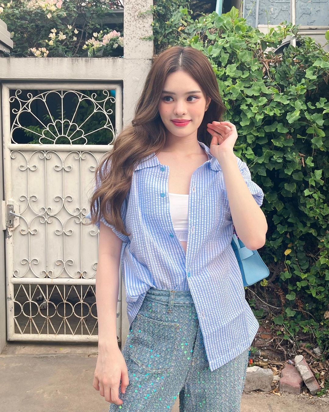 แอลลี่ - อชิรญา นิติพน