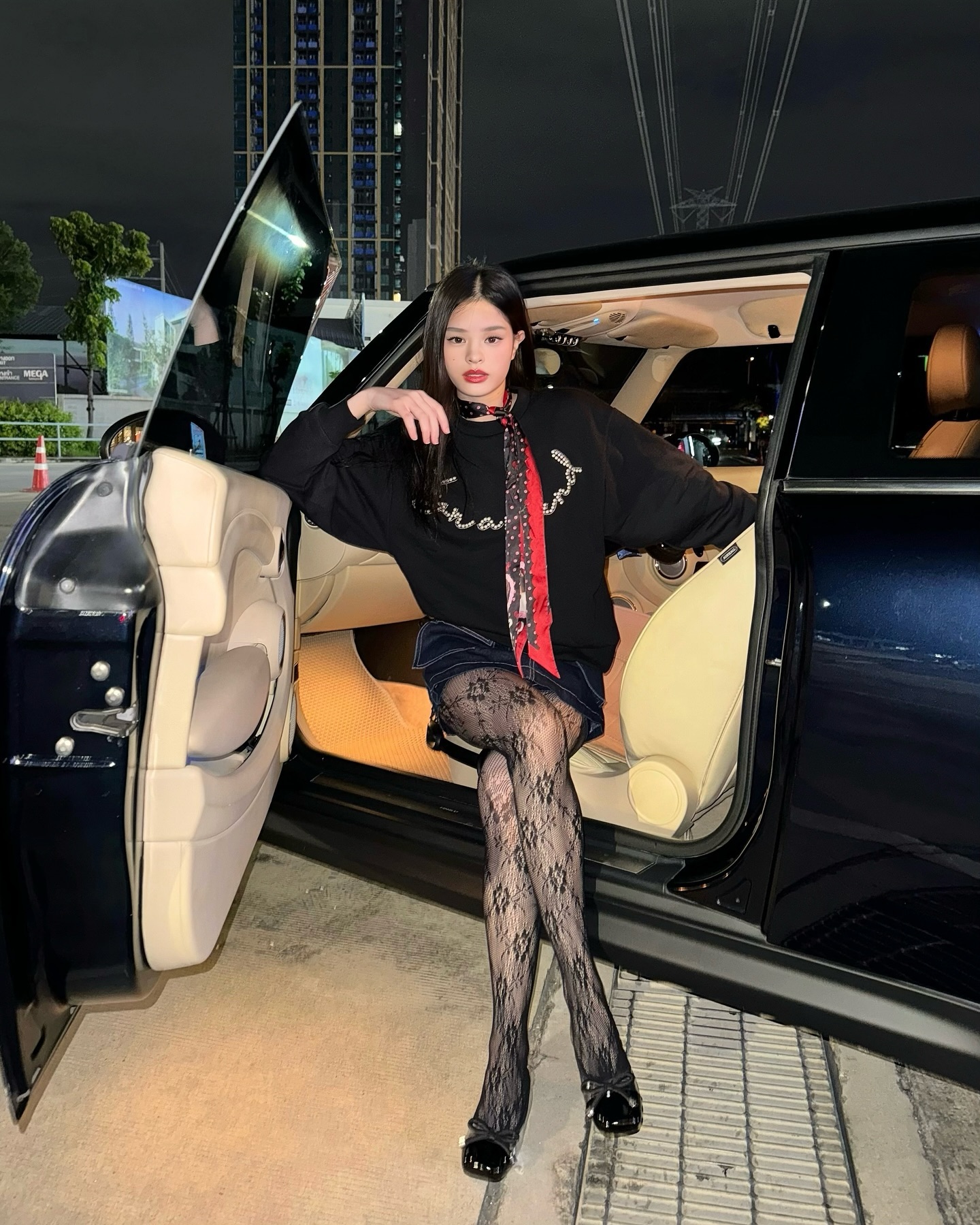 แอลลี่ - อชิรญา นิติพน