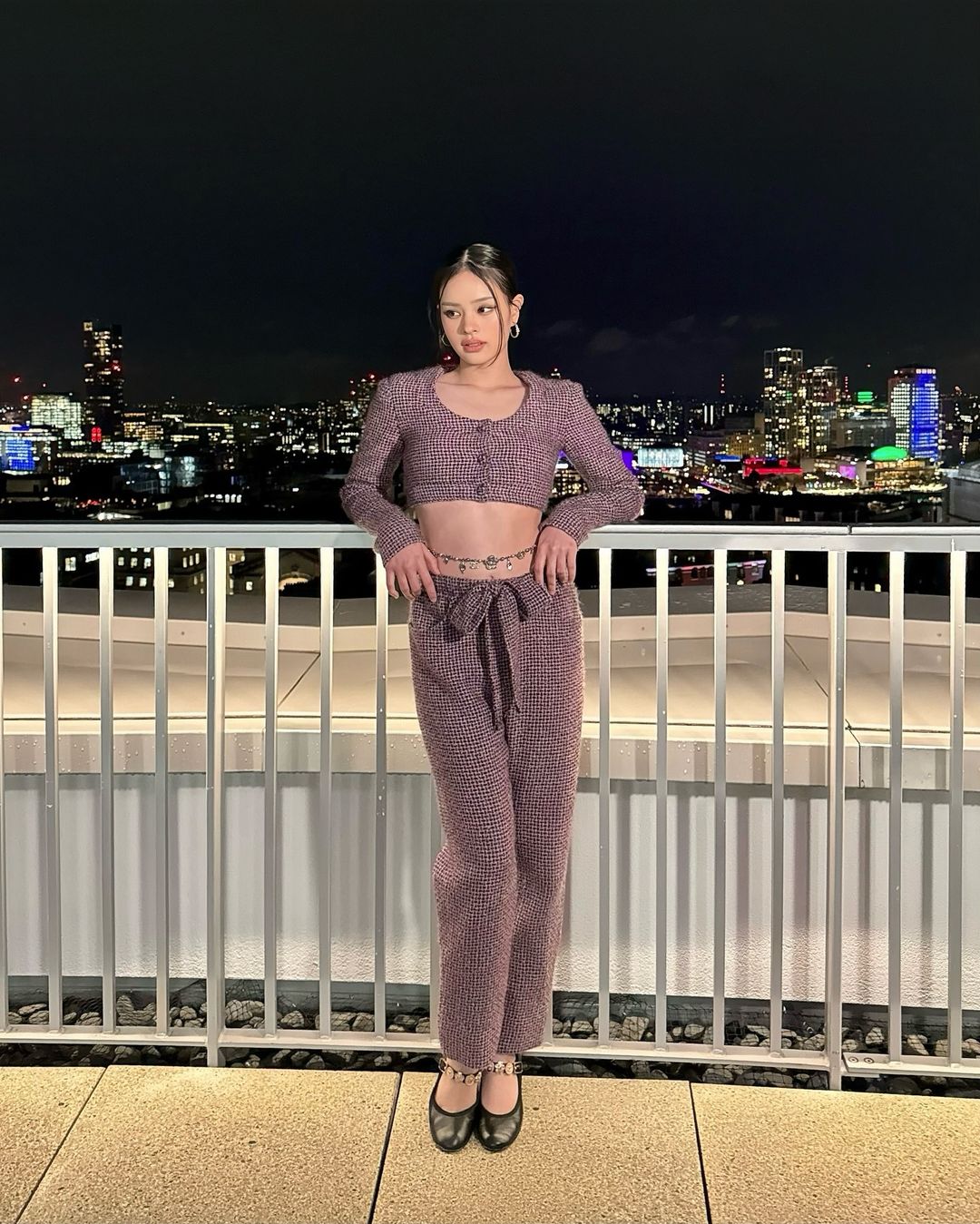 แอลลี่ - อชิรญา นิติพน