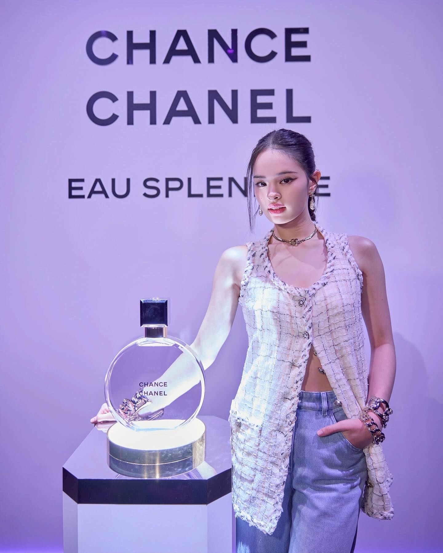 แอลลี่ - อชิรญา นิติพน