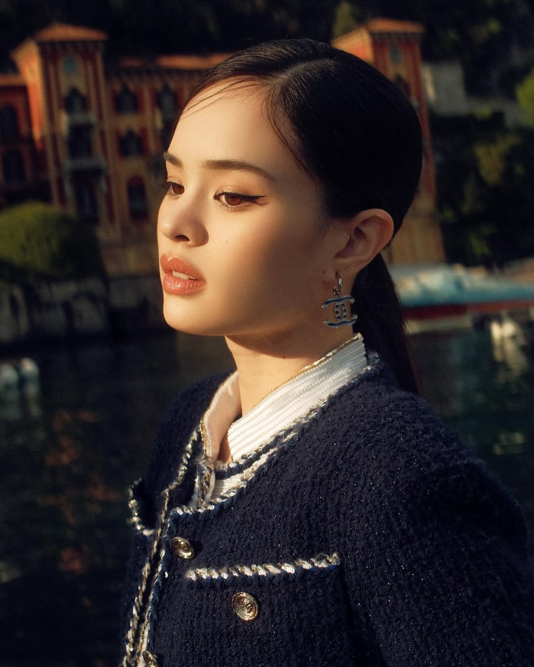 แอลลี่ - อชิรญา นิติพน
