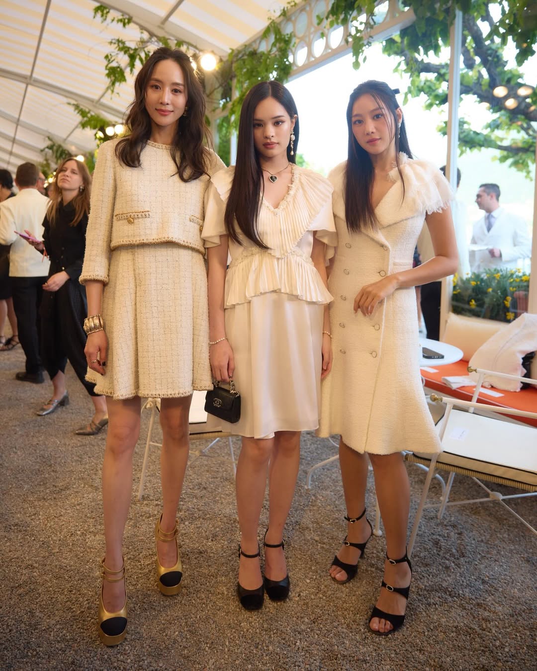 แอลลี่ - อชิรญา นิติพน